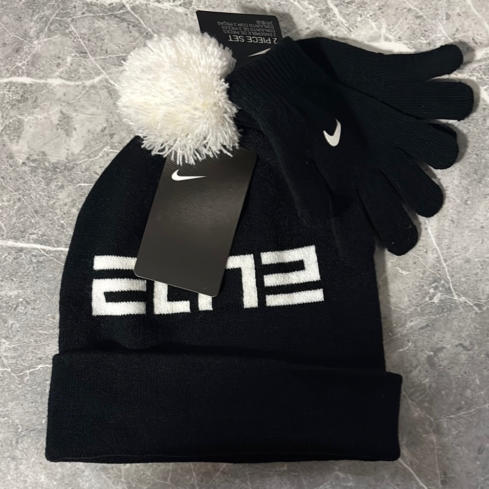 Nike Elite Black Beanie and Gloves Set